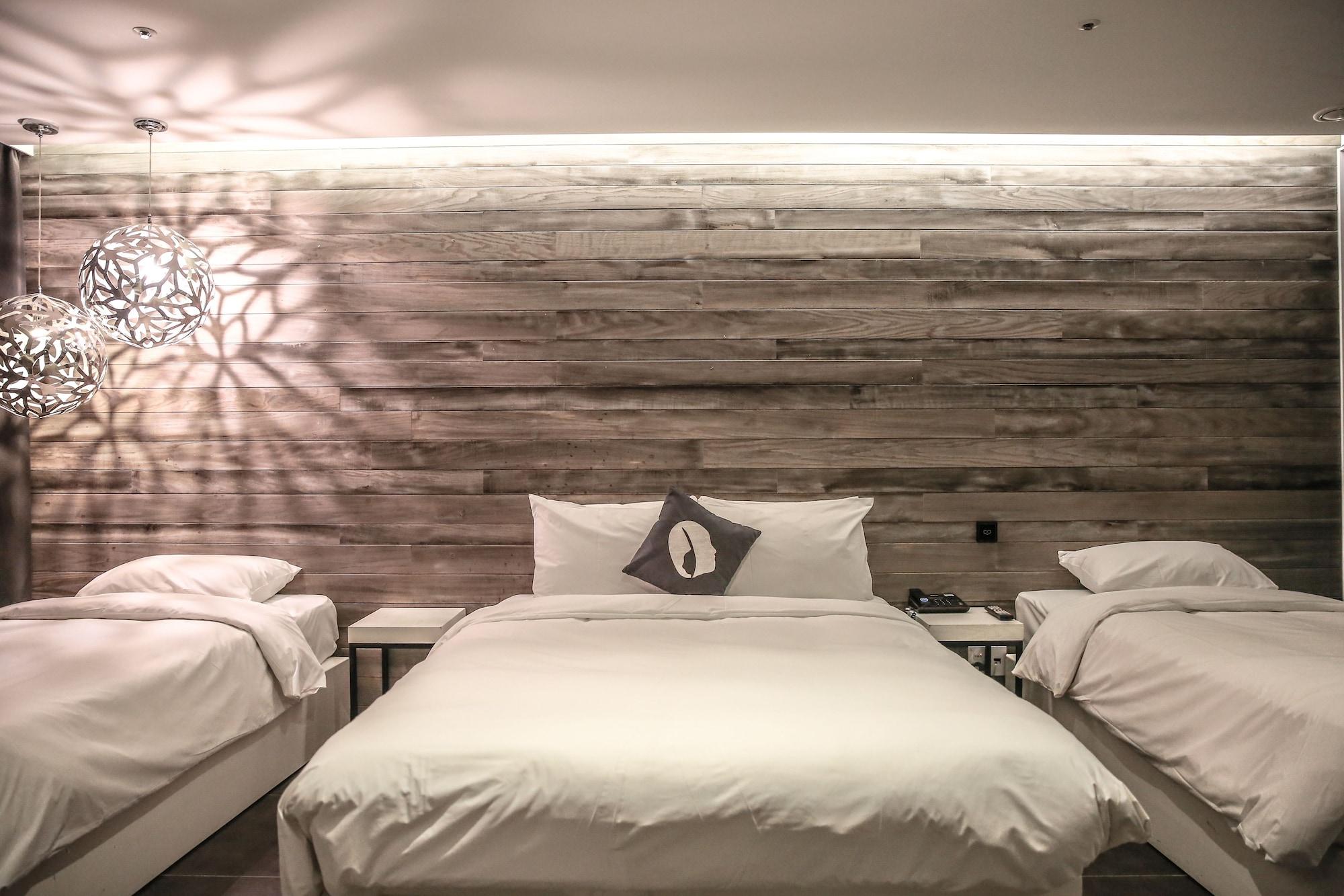 Hotel The Designers Lyj Gangnam Premier Seúl Exterior foto