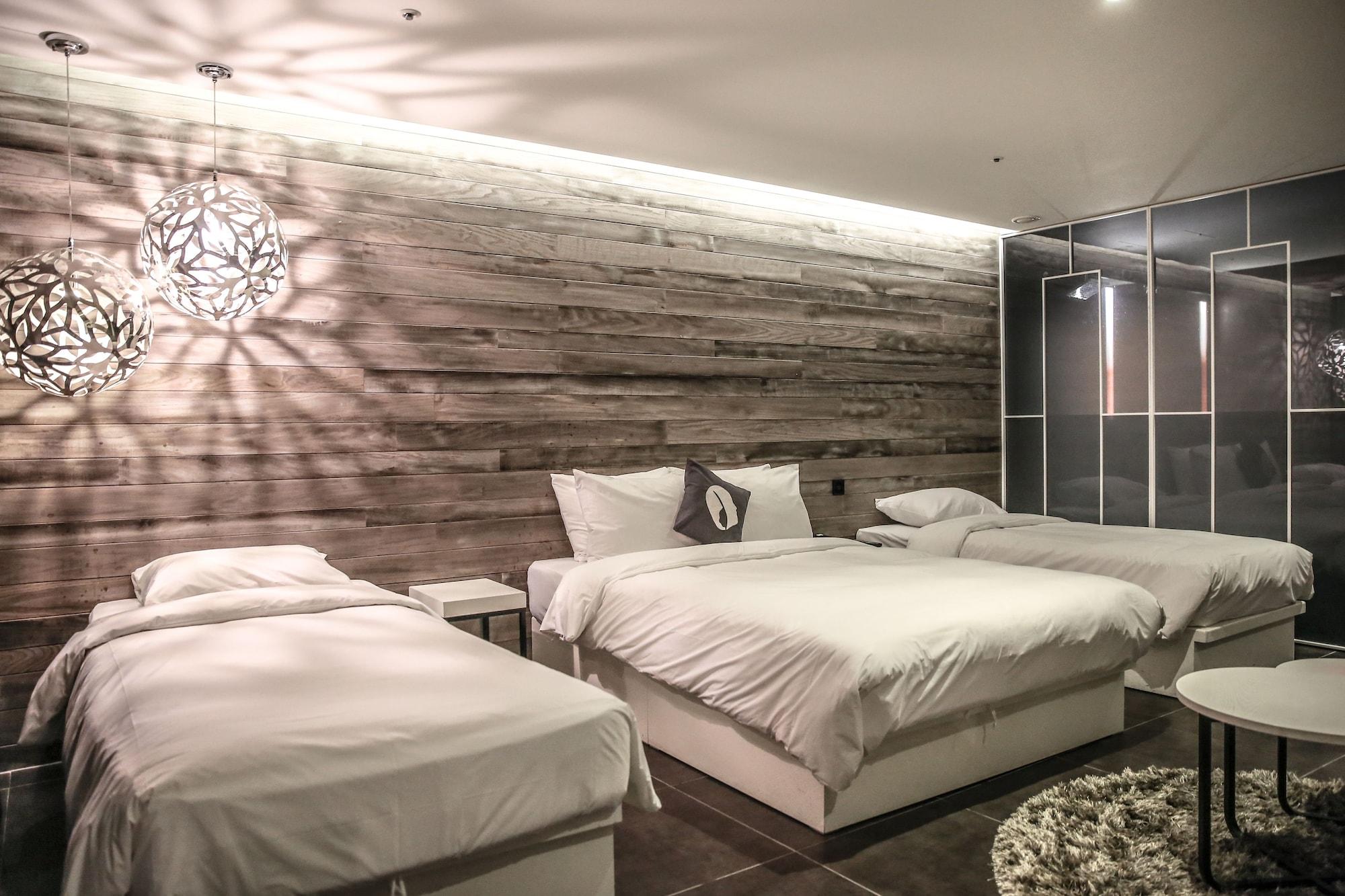 Hotel The Designers Lyj Gangnam Premier Seúl Exterior foto