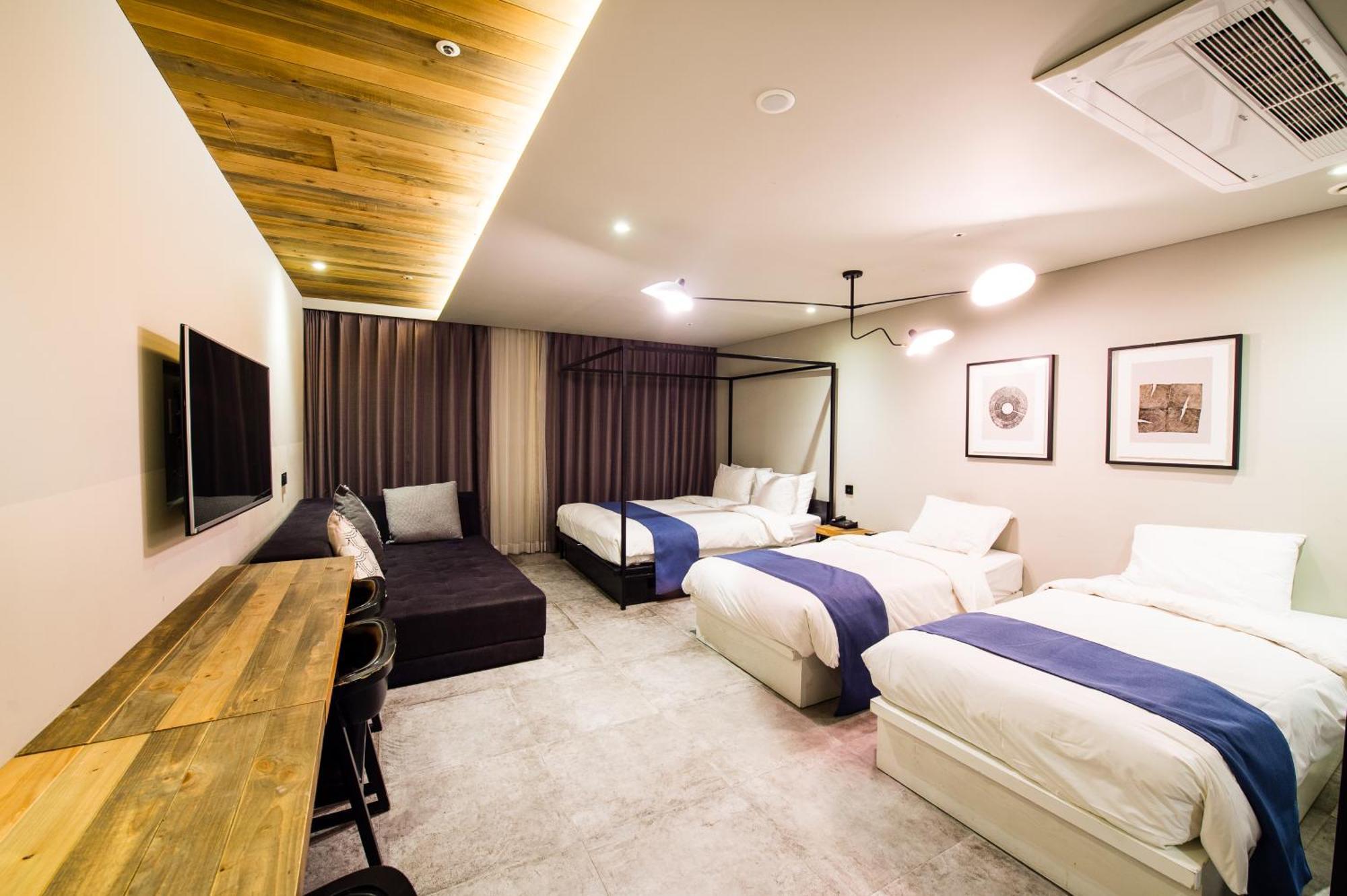 Hotel The Designers Lyj Gangnam Premier Seúl Exterior foto