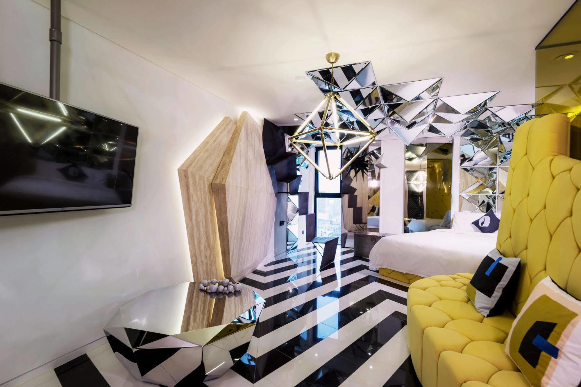Hotel The Designers Lyj Gangnam Premier Seúl Exterior foto